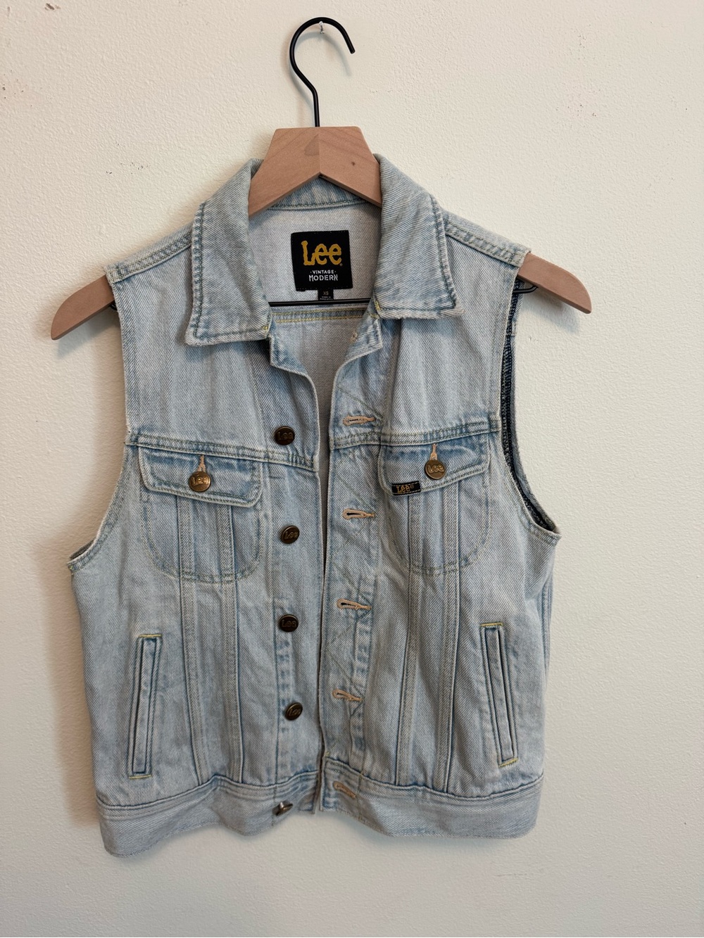 Lee Unisex  Light Wash Denim Vest